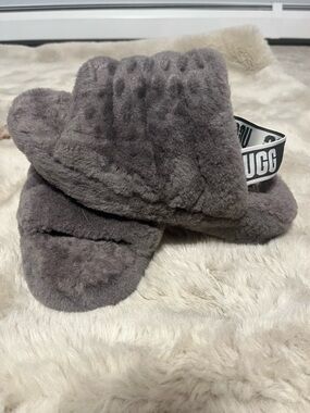 UGG Charcoal Fluff Yeah Slide with Logo Heel Strap